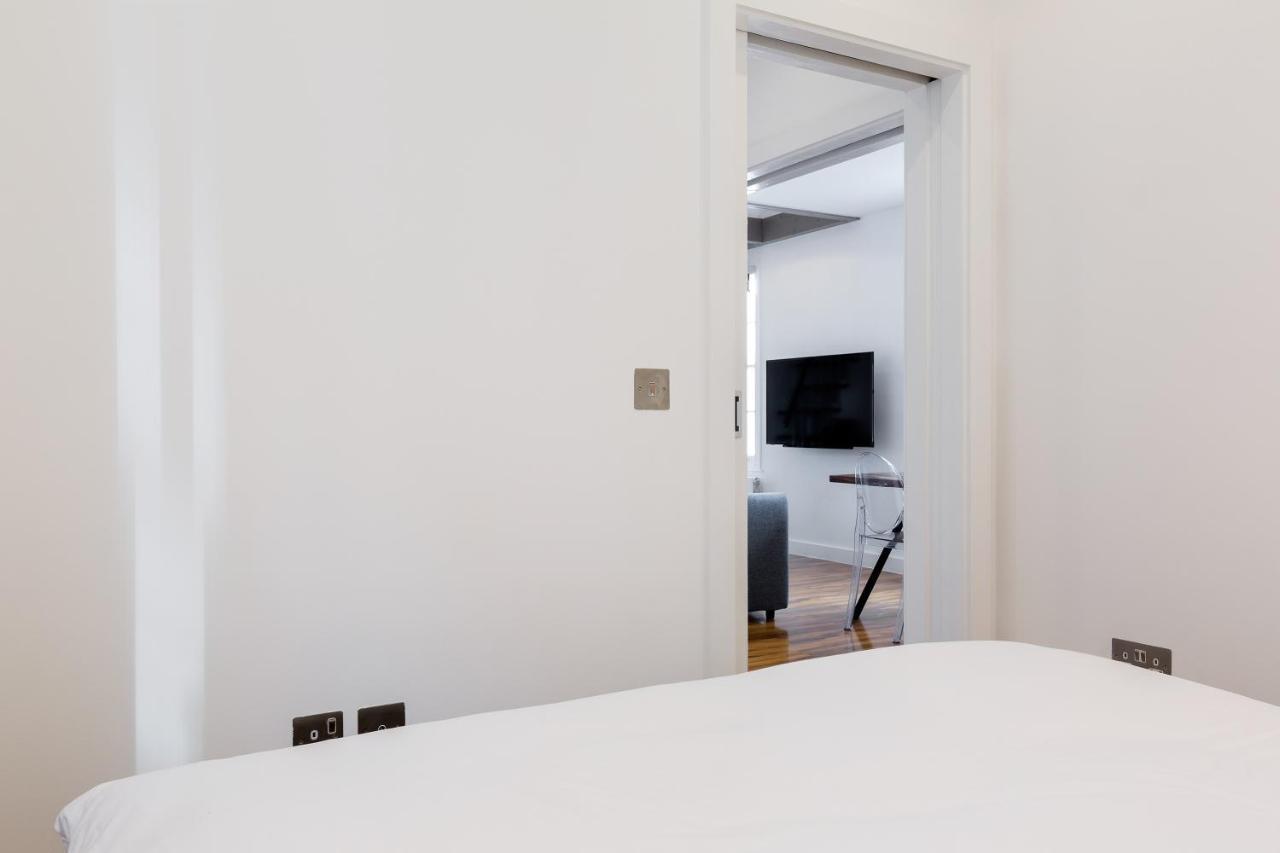 Spacious 4 Bedrooms Flat In New Oxford Street Лондон Екстер'єр фото